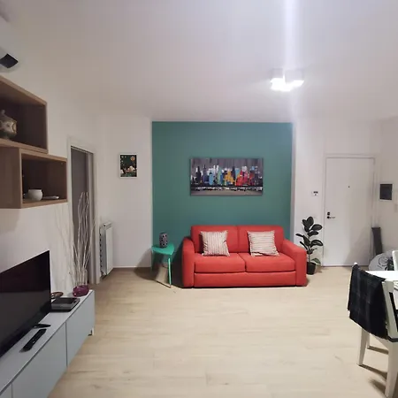 Colour House-2