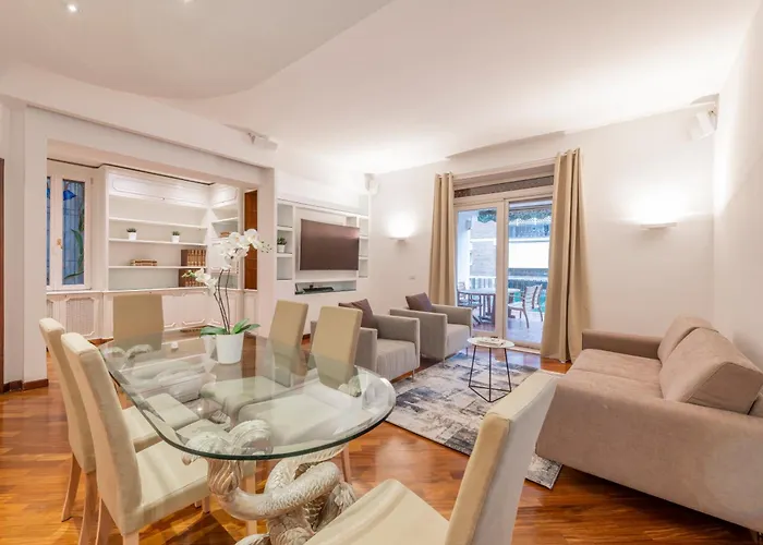 1 - Elegante Con Terrazzo